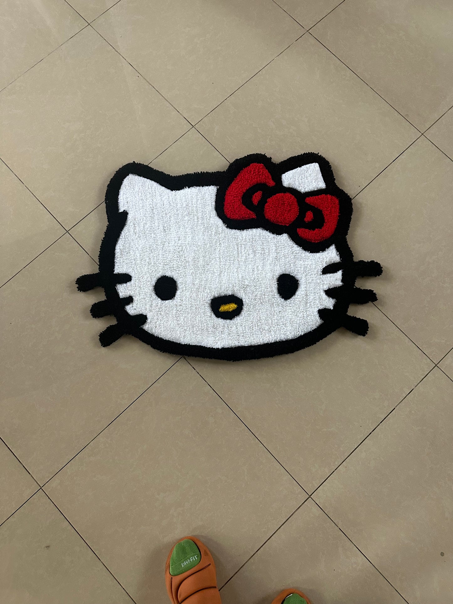 Hello Kitty Head (2ft x 2ft)
